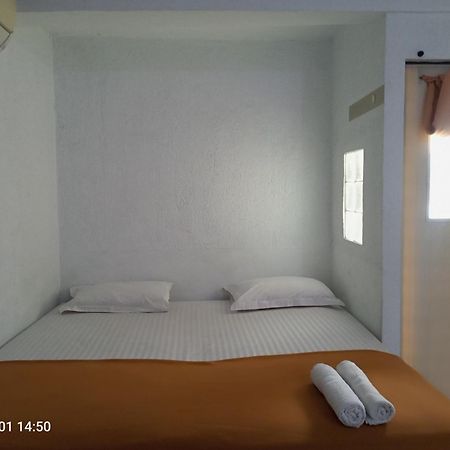 เรดดอร์ซ เนียร์ มาร์โก ซิตี้ Hotel เดป็อก ภายนอก รูปภาพ