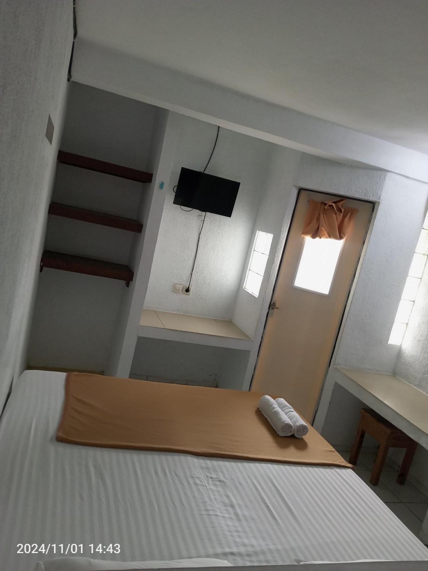 เรดดอร์ซ เนียร์ มาร์โก ซิตี้ Hotel เดป็อก ภายนอก รูปภาพ